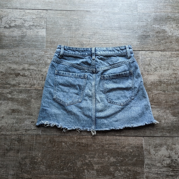 FP WE THE FREE Zip It Up Denim Jean Mini Skirt Frayed Hem - Picture 3 of 6